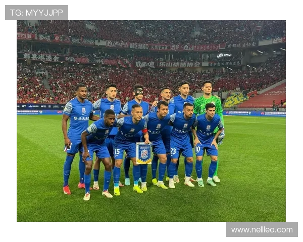 中超双雄争霸格局显现，争冠形势持续胶着