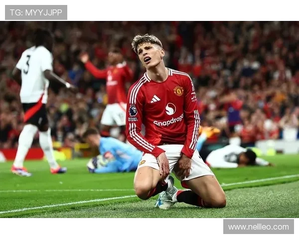 与顶级边锋竞争：加纳乔如何争夺位置