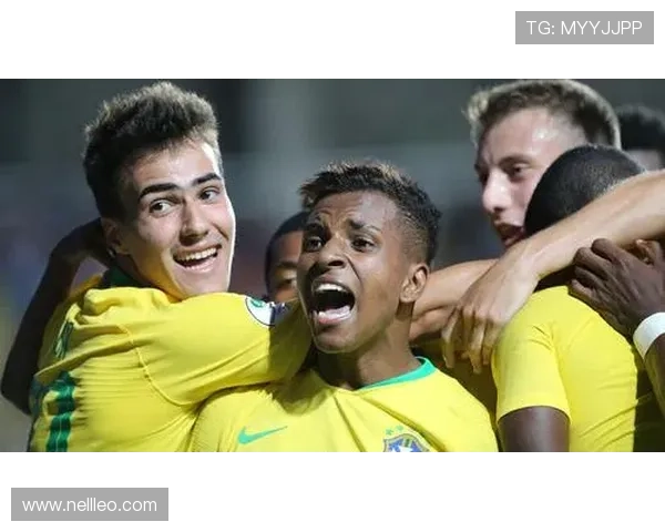 皇马更衣室权力结构调整,稳定性与竞技表现面临新考验 皇马更衣室权力结构调整,稳定性与竞技表现面临新考验